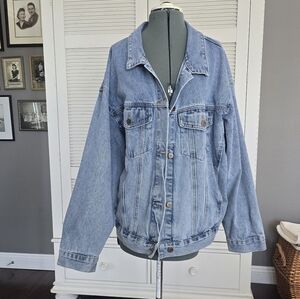 Light Blue Oversized Denim Jacket - Casual Relaxed Fit